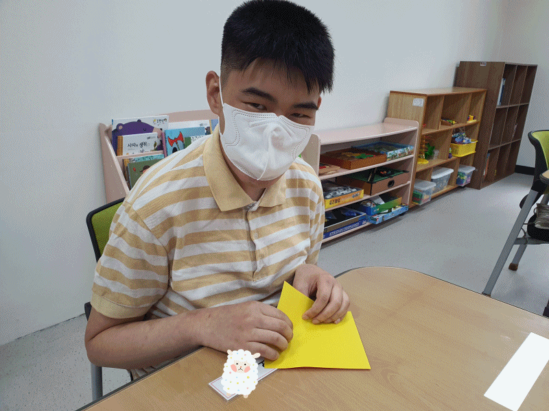 e44b84b111329a93dd86d2de9d1dcf7c_1590623833_6006.gif